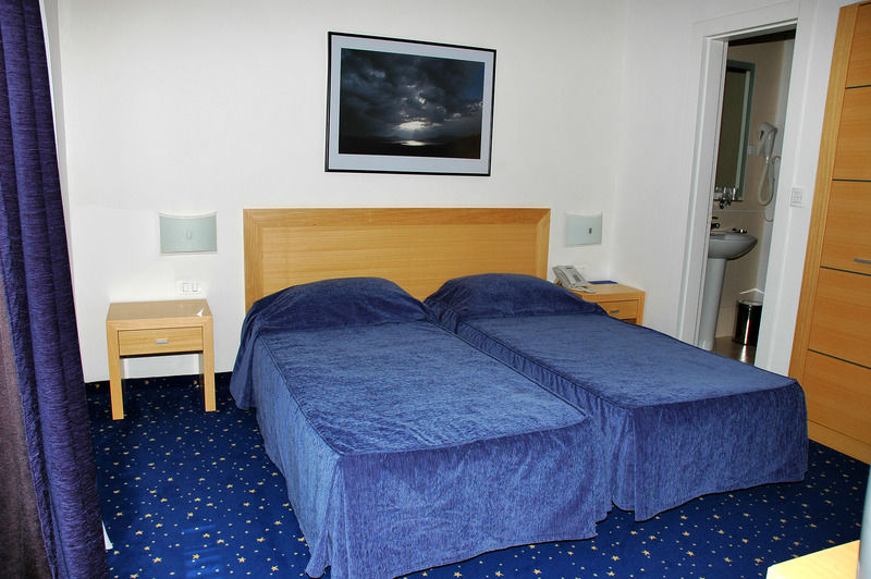 Hotel Blue Star Будва Экстерьер фото