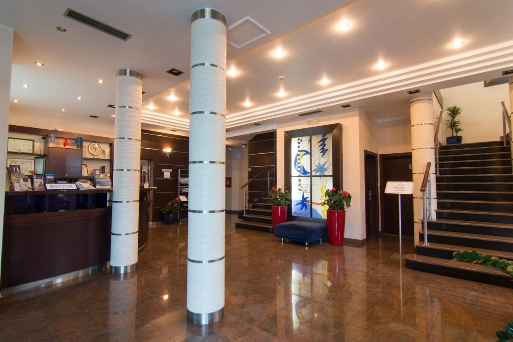 Hotel Blue Star Будва Экстерьер фото