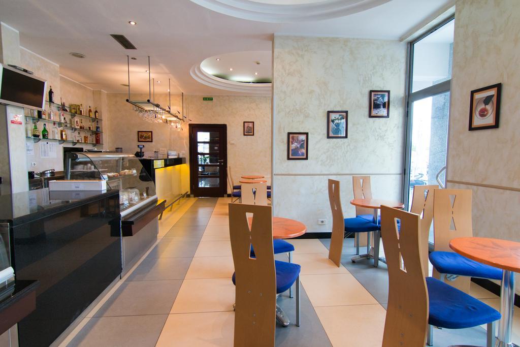 Hotel Blue Star Будва Экстерьер фото