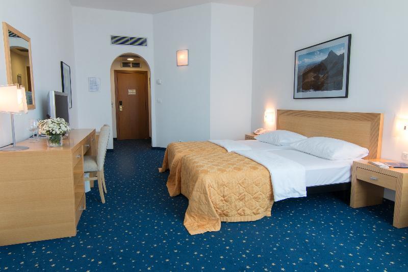 Hotel Blue Star Будва Экстерьер фото